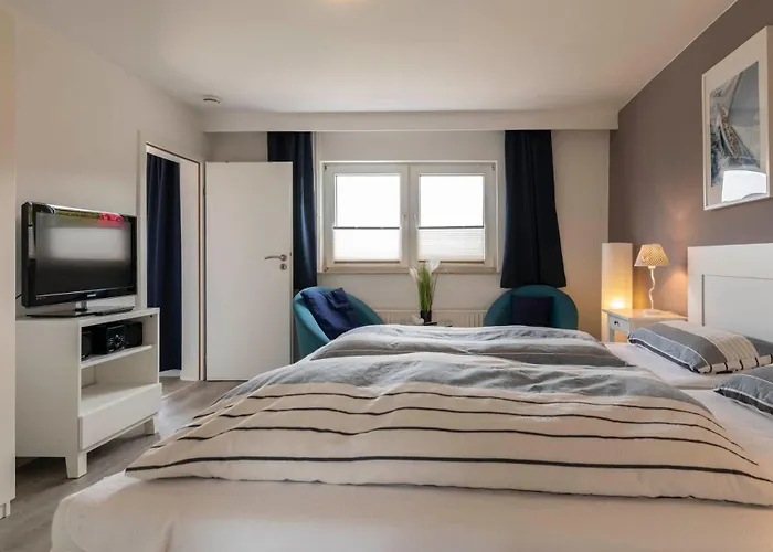 Luv Und Lee - Seeblick