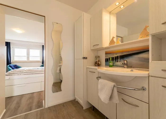 Luv Und Lee - Seeblick